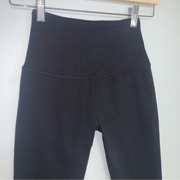 Beyond Yoga Leggings Size Small Black Leopard Back Me Up High Waisted 7/8 Length - Picture 3 of 10